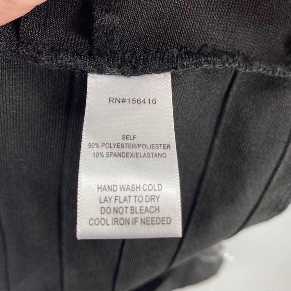 WOW COUTURE Off-the-shoulder Cropped Bandage top - Picture 12 of 12